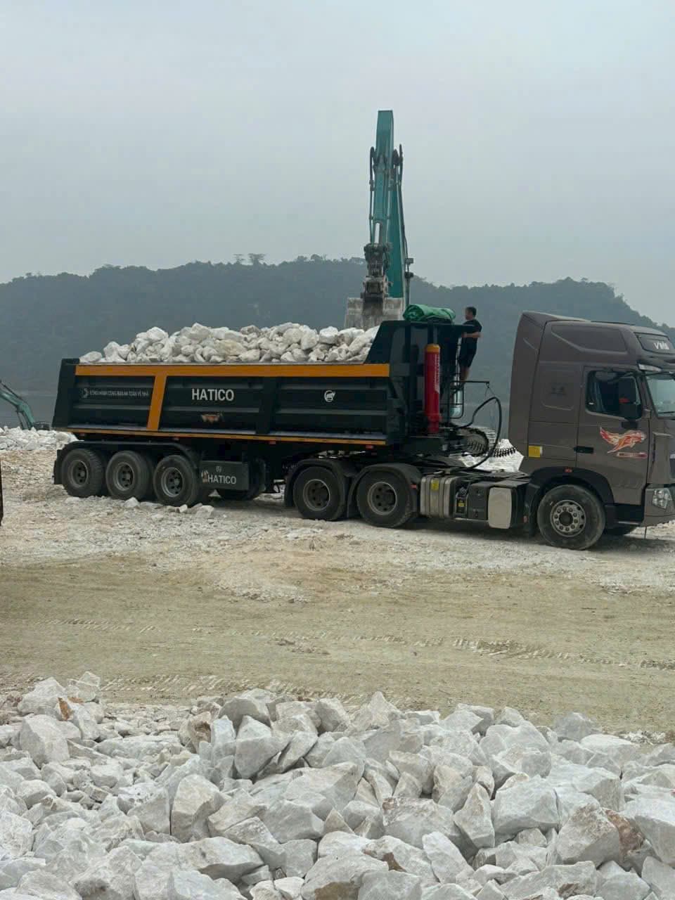 Khách hàng Anh Hoàng