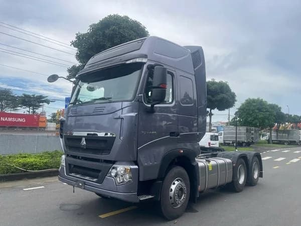 Đầu kéo Đông Dương T7H 6x4 440HP (Cầu láp)