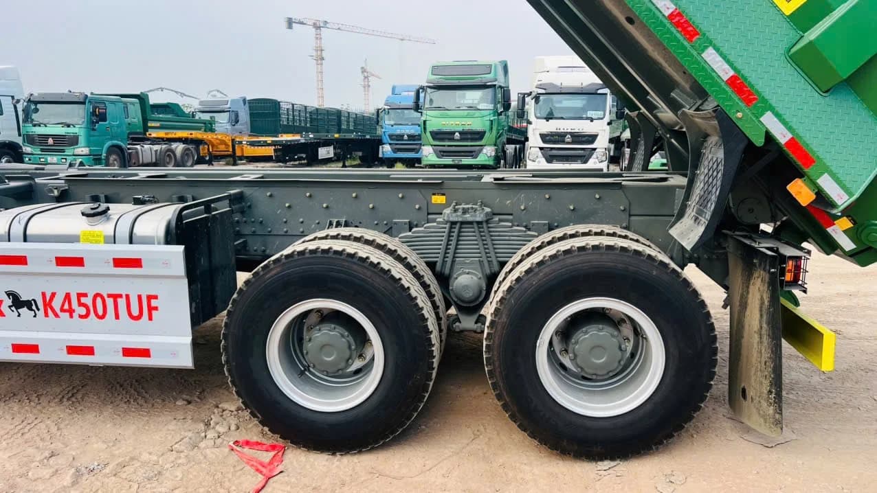 Xe ben Đông Dương 8x4 380HP (Thùng U) 7
