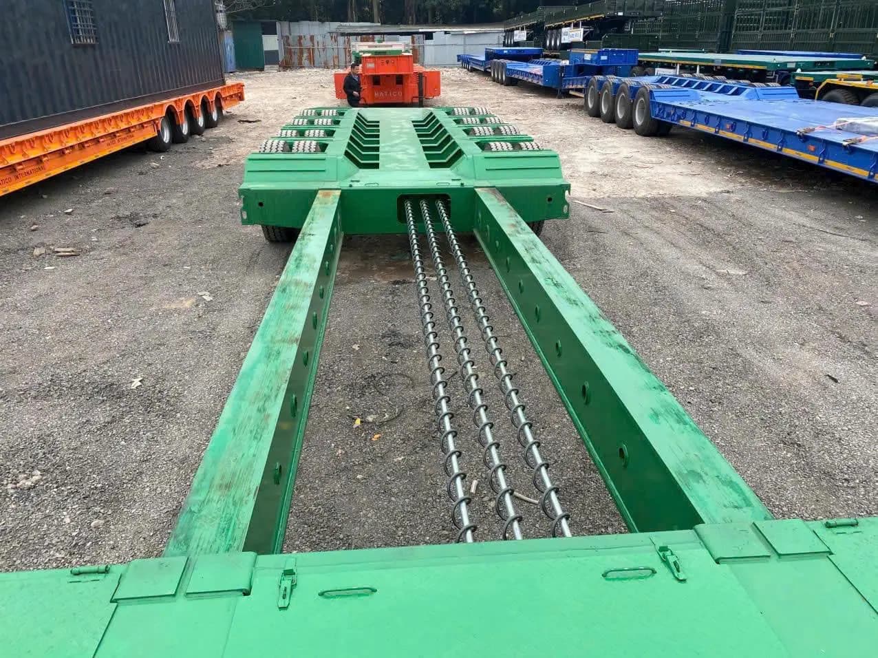 Foọc 4 trục 19.9m rút 5m 5