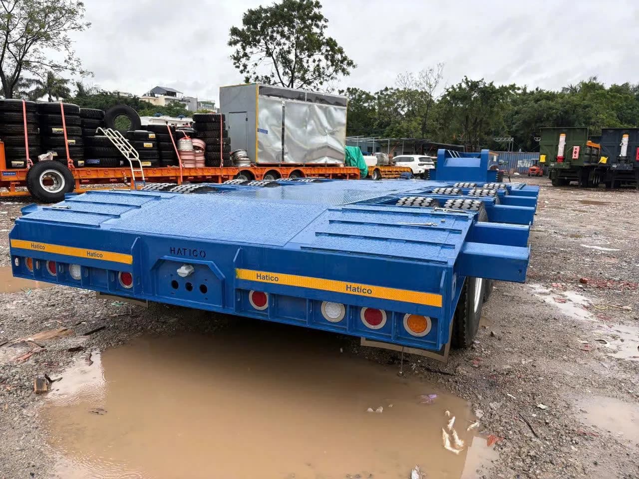 Foọc 4 trục chở máy 14.8m 2